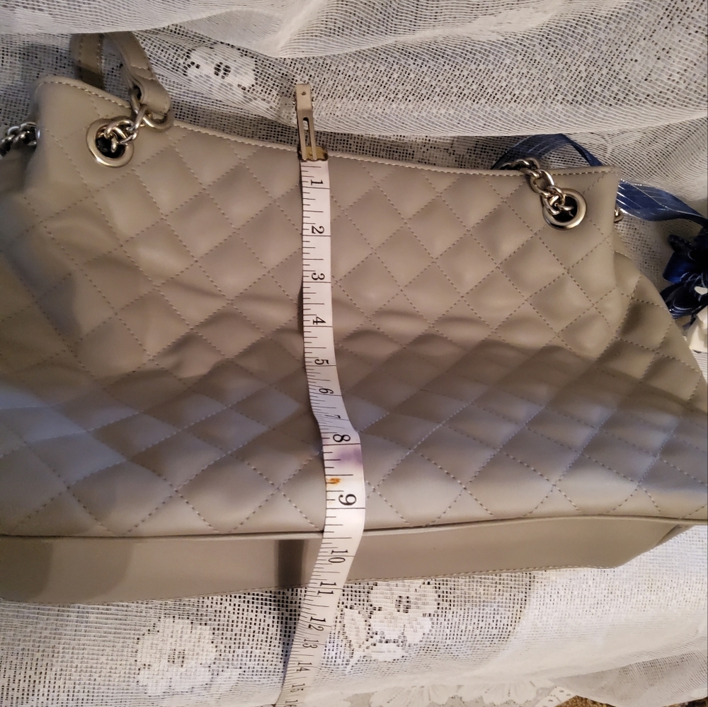 Purse - Picture 4 of 10